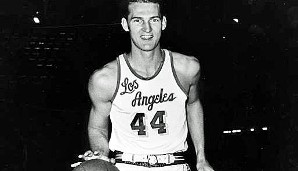 Jerry West hält den Rekord für die höchste Durchschnittspunktzahl in einer Playoff-Serie. 1965 erzielte er mit seinen Lakers in 6 Spielen gegen die Baltimore Bullets 46,3 Punkte im Schnitt
