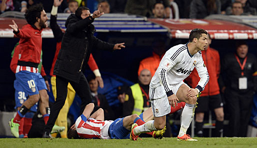 Ronaldo schoss das 1:0 und beging in der Verlängerung eine Dummheit: Als er gefoult wurde, versuchte er im Fallen seinem Gegenspieler ins Gesicht zu treten