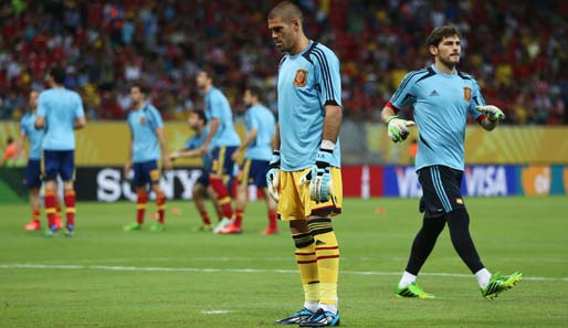 SPANIEN - URUGUAY 2:1: Die erste wichtige Entscheidung fiel vor dem Spiel. Iker Casillas ist auch beim Confed Cup die Nummer eins der Spanier, Victor Valdes muss wieder zuschauen