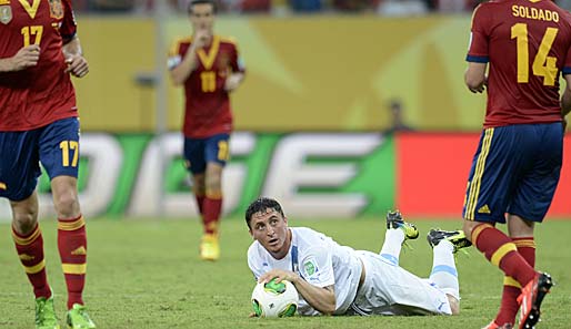 Da blieb nur Staunen, wie hier Cristian Rodriguez. Uruguay war über die gesamte Spielzeit chancenlos