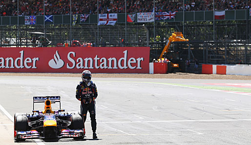 Weltmeister Sebastian Vettel hatt den Sieg vor Augen, bis er kurz vor Schluss seine Hungry Heidi abstellen muss. Der Grund: ein Getriebeschaden