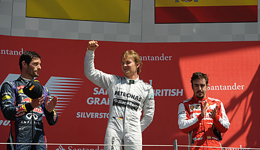 Am Ende darf trotzdem ein Deutscher jubeln: Nico Rosberg verweist Mark Webber und Fernando Alonso auf die Plätze