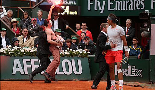 ...sehr zur Freude von Rafael Nadal, der sichtlich geschockt von dem war, was er da sah