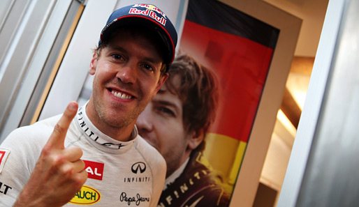 Die Siegesfeier endete nicht auf dem Podest. Zurecht: Sebastian Vettel war der erste Lokalmatador, der einen Deutschland-GP auf dem Nürburgring gewann