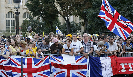 Die britischen Fans jubelten an den Straßen natürlich ihrem Helden zu. Nach Wiggins im letzten Jahr, ist Froome der zweite britische Tour-Sieger in Folge