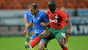 Lassana Diarra (r.) wechselte im Sommer 2013 für 12 Mio. Euro von Anschi zu Lokomotive Moskau