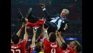 Ehre, wem Ehre gebührt. Zum Abschied schenkte Jupp Heynckes dem FCB den Champions-League-Titel und ließ sich entsprechend ausgiebig von seinen Spielern feiern