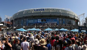 Tag 1: Die Australian Open sind auch immer ein internationales Ereignis. Tausende von Zuschauern strömen nach Melbourne