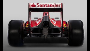 Den Diffusor hat Ferrari gegen Blicke der Konkurrenz geschützt - immerhin ist das Auspuffrohr für den V6-Kamin gut erkennbar