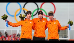 Ganz schön orange: Sven Kramer (M.), Jan Blokhuijsen (l.) und Jorrit Bergsma dominierten die 5000 Meter der Eisschnellläufer