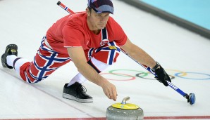 Schickes Outfit! Thomas Ulsrud vom norwegischen Curling-Team im Training