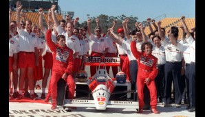 Platz 1, Ayrton Senna vs. Alain Prost: Der siebte Teil der McLaren-Reihe - der beste Stoff, den es geben kann. Senna eröffnete den Kamikaze-Krieg in Portugal 1988, als er seinen neuen Teamkollegen rücksichtslos in Richtung Boxenmauer drückte.