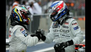 Platz 9, Juan Pablo Montoya vs. Kimi Räikkönen: Feuer und Eis, heißblütiger Kolumbianer gegen eisigen Finnen - auf der Strecke war's kaum zu bemerken. Rücksichtslosigkeit wurde Montoya immer wieder vorgeworfen, nachdem er sich McLaren 2005 anschloss.