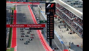 Zum Sport: Polesetter Nico Rosberg gewann den Start ohne Probleme und verteidigte seine Führung mühelos