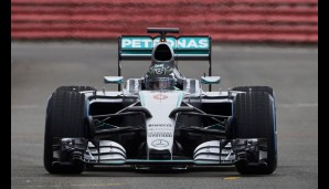 Ist der neue Silberpfeil auch 2015 das Weltmeisterauto? Nico Rosberg und Lewis Hamilton werden das zumindest hoffen