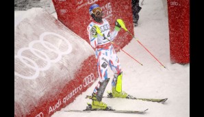 JAAAAA! Jean-Baptise Grange ist der neue König des Slaloms - der Franzose rauscht von fünf auf eins, Favorit Marcel Hirscher scheidet als Führender aus