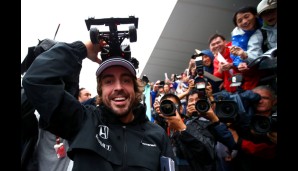 Geheimplan bei McLaren-Honda? Das Auto wurde geschrumpft, Alonso läuft statt zu fahren? So wäre die Zielflagge drin!