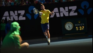 Novak Djokovic lässt sich nicht lumpen und zeigt direkt in der ersten Runde, warum er als Favorit gilt