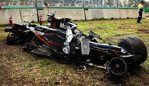Fernando Alonso hat beim Australien-GP einen heftigen Crash überlebt