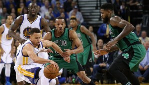 Auch die Celtics setzten den Champ mit intensiver Defense unter Druck. Stephen Curry leistete sich gleich neun Turnover. Mit einer Bilanz von 68-8 ist Golden State aber weiterhin auf Rekordkurs