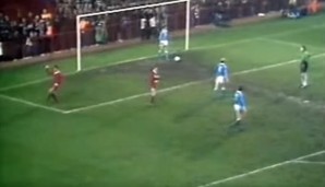 6.12.1977: Im UEFA Super Cup geht der HSV nach einem 1:1 im Hinspiel in Liverpool fürchterlich unter. Die Reds gewinnen 6:0
