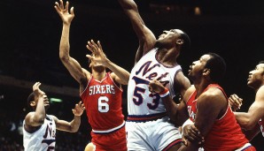 1984: Nets (6) - Sixers (3) 3:2 - Das war's mit dem Traum von Repeat. Der Champion aus Philly ging in der ersten Runde gegen New Jersey raus - trotz Dr. J, Moses Malone und Mo Cheeks.