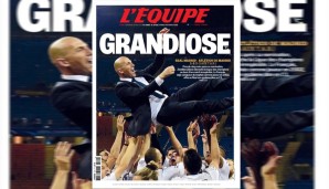 Ab nach Frankreich! Hier steht, klar, Coach Zinedine Zidane im Mittelpunkt