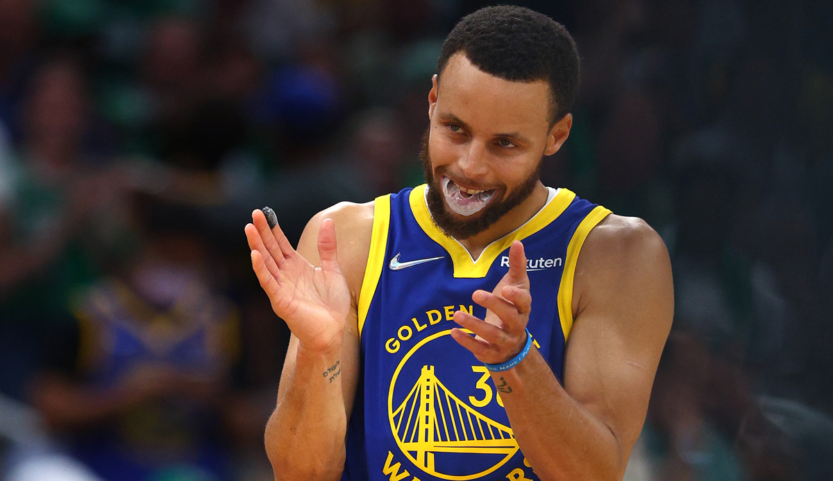 Stephen Curry und die Golden State Warriors sind NBA-Champion! Schon wieder, muss man sagen, doch für den Chefkoch gab es trotzdem eine Premiere: Erstmals wurde er als Finals-MVP ausgezeichnet. SPOX zeigt alle seine Vorgänger der NBA-Historie.