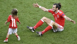 Gut gemacht, Papa! Nach dem Abpfiff feiert Gareth Bale mit seiner Tochter ...