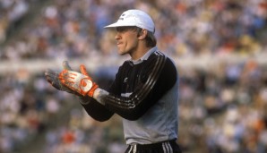 Platz 20: Pim Doesburg bestritt sein letztes Spiel für die Niederlande bei einer EM 1980 mit 36 Jahren und 227 Tagen
