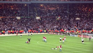 Im Endspiel in Wembley gegen die Tschechen beim Stand von 1:1 in die Verlängerung, dann setzt Oliver Bierhoff per Golden Goal den entscheidenden Treffer