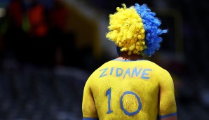 Die Schweden versuchen es mit allen Mitteln, sogar mit Fake-Trikots. Ein wenig Hilfe von Fußballgott Zinedine Zidane könnten die Skandinavier durchaus brauchen