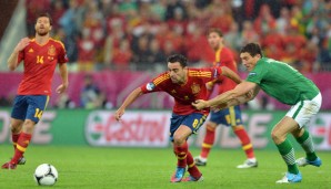 Bei der EM 2012 im Spiel gegen Irland stellte Xavi einen Passrekord auf: Beim 4:0-Erfolg der Spanier spielte er 136 Pässe, 127 davon fanden den Weg zum Mitspieler – beides Rekord für ein EM-Spiel