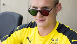 Bekannter als Dembele ist freilich Sebastian Rode. 14 Millionen Euro bezahlten die Dortmunder an Bayern München für den Mittelfeldspieler