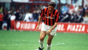 1987 folgte der Wechsel zum AC Milan. Das damalige Team war bestückt mit Spielern wie Ruud Gullit, Paolo Maldini, Frank Rijkaard und Marco van Basten. Das Team trug den Spitznamen Gli Immortali also "Die Unsterblichen"