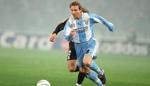 Raiolas erster große Independent-Deal war der Wechsel von Prags Pavel Nedved zu Lazio Rom im Sommer 2001