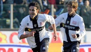 Nicola Amoruso hat für 12 verschiedene Teams in der Serie A TIM getroffen. Das ist einmalig. Sampdoria, Juventus, Torino, Napoli, Perugia waren einige seiner Stationen