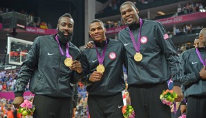 Die Belohnung: Coach K nominierte ihn für den Olympia-Kader 2012 in London, wo er mit seinen Teammates Durant und Westbrook Gold holte...