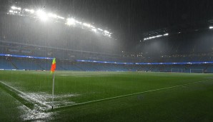 Das Spiel in Manchester musste am Dienstag wegen starken Regen abgesagt werden