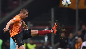 Platz 10: Lukas Podolski (Galatasaray, 86). Wir beginnen mit dem Ranking der Schusstechnik. In die Top 10 schafft es dabei sogar Lukas Podolski. Seinen starken linken Fuß kennen wir aber natürlich alle