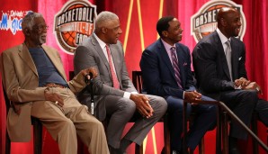 Gefühlt hatte Shaq sowieso die halbe Hall of Fame dabei: Von links nach rechts: Celtics-Legende Bill Russell, sein großes Vorbild Julius "Dr. J." Erving, Zeke und Zo Mourning