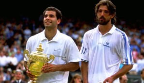 Verdammtes Wimbledon! Auch das dritte Finale geht 1998 verloren - mit 7:6, 6:7, 4:6, 6:3 und 2:6 gegen Pistol Pete. Gorans Reaktion: "I don't know what I have done. God hates me!"