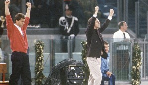 Franz Beckenbauer (66). Weltmeister! Mehr kann ein Bundestrainer nicht erreichen. Der Kaiser schaffte es nach seinem Titel als Spieler (1974) im Jahr 1990 in Italien auch als Trainer