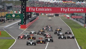 Japan: Hamilton fällt nach dem nächsten schwachen Start von P2 auf P8 zurück, arbeitet sich aber als Dritter noch aufs Podium. Rosberg cruist zum 21. Sieg seiner Karriere. 33 Punkte Vorsprung, Hamilton kann die WM aus eigener Kraft nicht mehr gewinnen