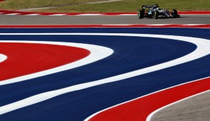 USA: Hamilton macht, was er machen kann und siegt überlegen. Sein erster Erfolg nach der Sommerpause! Rosberg wird dank VSC-Phase Zweiter, nachdem er beim Start hinter Ricciardo zurückfiel. 26 Punkte Vorsprung in der WM für den Deutschen