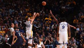 Platz 2: Stephen Curry (Golden State Warriors) - 13 Dreier am 7. November 2016 gegen die Pelicans