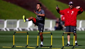 Thiago (FC Bayern), Oberschenkelverletzung, fehlt seit Anfang Januar