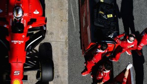 Platz 1, Ferrari: Maranello hat eine Waffe: Auf der Bremse, beim Einlenken, in der Kurve, beim Beschleunigen - der SF70-H ist überall überdurchschnittlich und dabei zuverlässig. Die Rote Göttin scheint vor dem Saisonauftakt mit Silber mindestens gleichauf