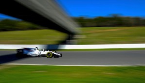 Williams' Auto ist schnell. Schneller als der Rest des Mittelfelds, suggerieren die Testfahrten in Barcelona. Die Frage ist, ob es menschlich paast: Rookie Stroll, Fastrentner Massa und strukturelle Änderungen durch Neu-Technikchef Lowe könnten bremsen