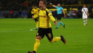 Felix Passlack (18/Borussia Dortmund): Hat irre Konkurrenz beim BVB und deshalb wohl "nur" sieben Einsätze in der Liga. Bejubelt hier sein Premieren-Profi-Tor, das ihm ausgerechnet in der Champions League gelang
